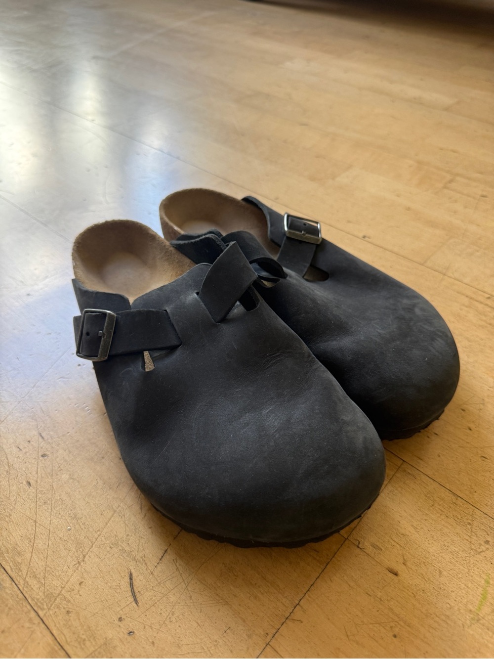 Birkenstock Men's Black Slip-On Clogs